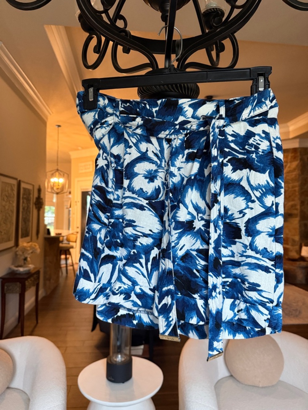 Blue Floral Tie-Waist linen blend shorts
